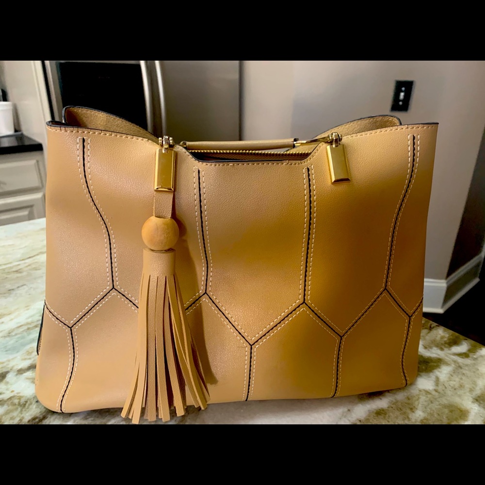 The White Iris RLA collections boutique